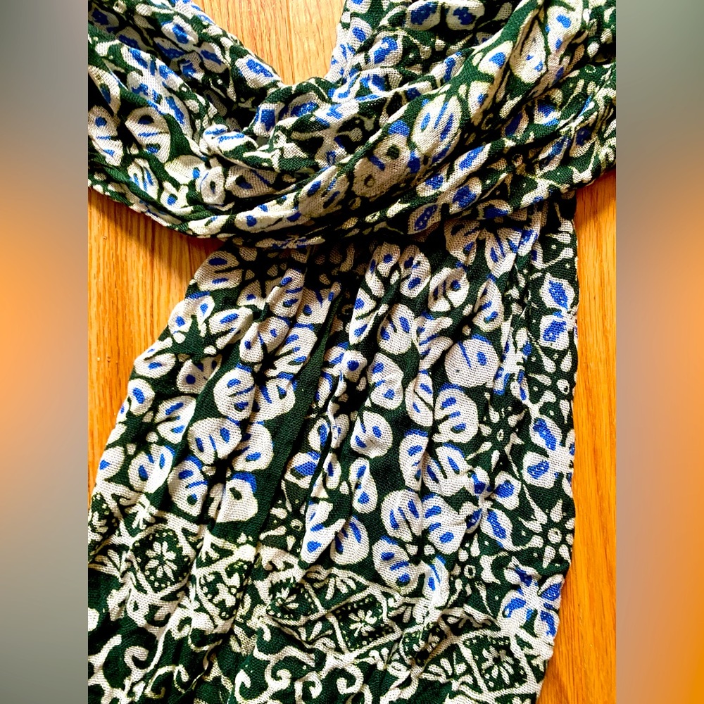 NWT, SCARF cotton, handmade, Serrv, a non profit fair trade company